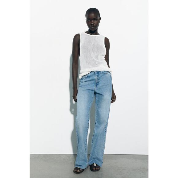 Zara High Rise Straight Jeans Mid-Blue Size 0 NWT - Picture 1 of 8
